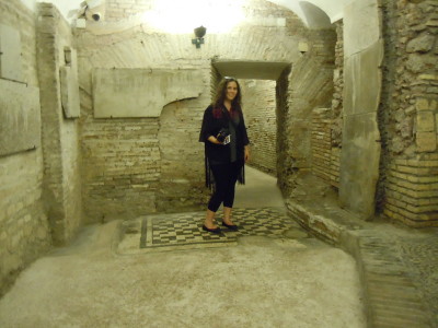 Valerie, exploring the chintzy "archeological site."